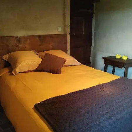 Gite De Charme 4 Etoiles - Campagne Genouilleux Exterior foto